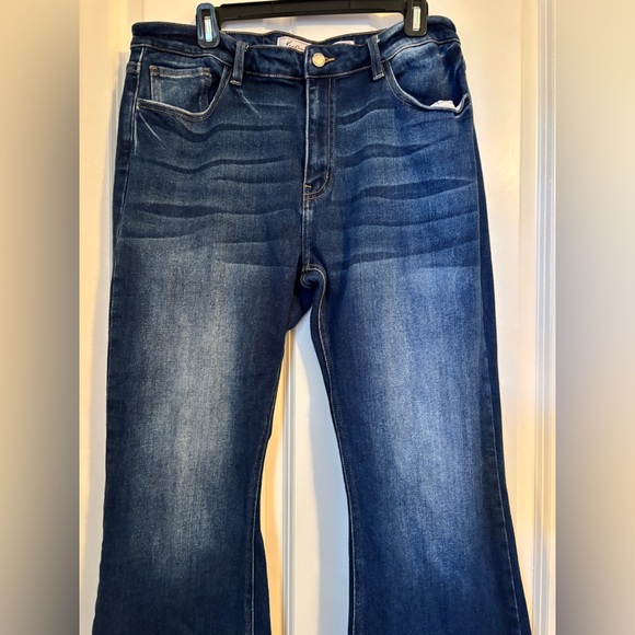 KanCan Denim - KanCan -  Kurvy Mid-Rise Flare Dark Blue Jeans. Size 32. Cotton/Poly/Spandex